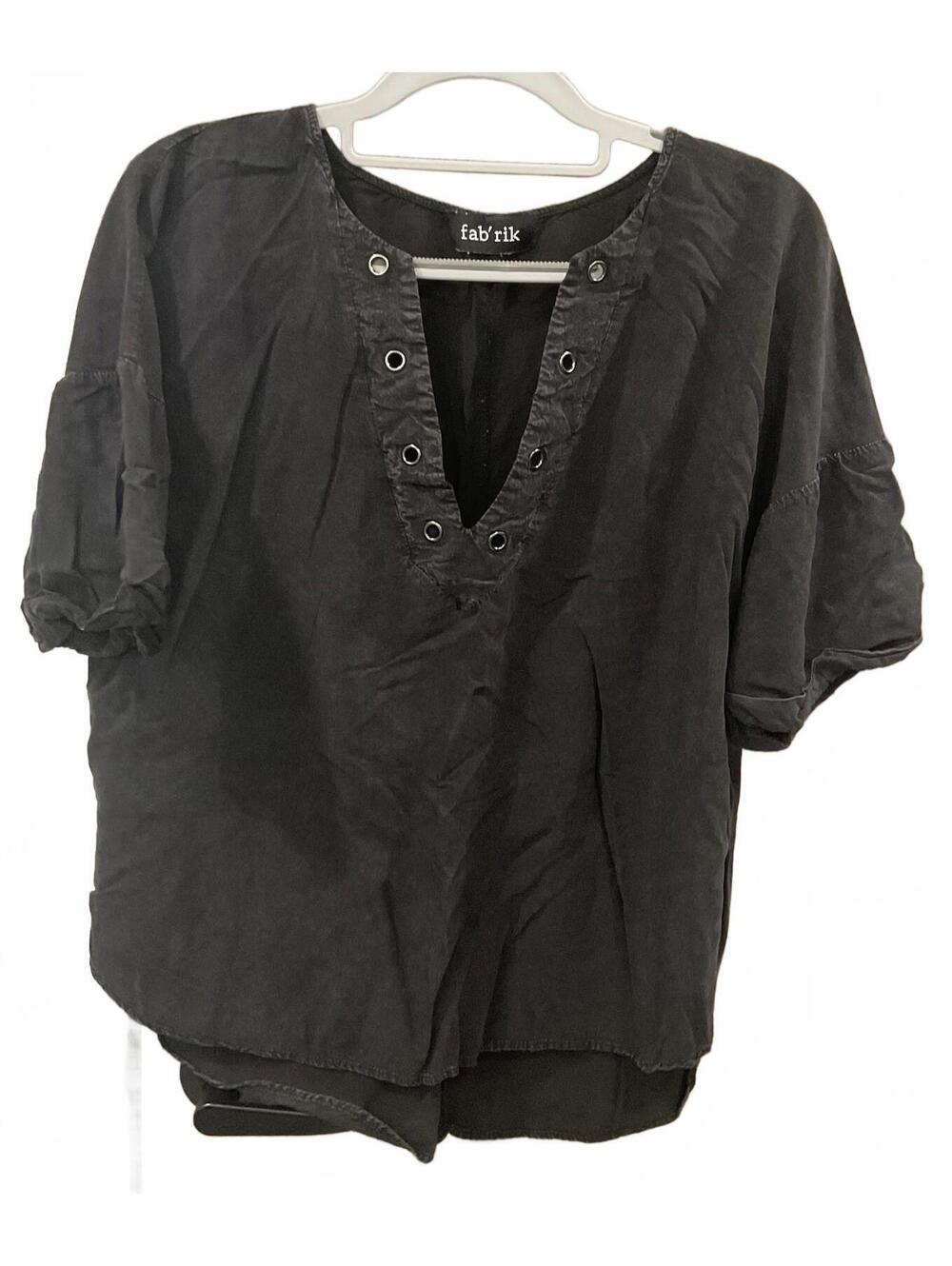 Fab’rik Womens V. Neck Short Sleeve Black Blouse Size S